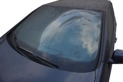 Brandschadenreinigung nach einem Tiefgaragenbrand im Außenbereich und im Innenraum. Brandschadenreinigung & Fahrzeugbrand