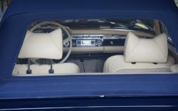 ChatGPT: Nach dem Brandschaden wurde der Mercedes Cabrio erfolgreich gereinigt. Cabrio nach Fahrzeugreinigung