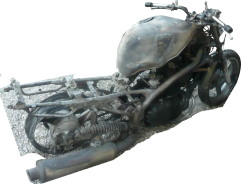 Nicht nur chemische Verunreinigungen sondern auch CFK Schadstoffe, können freigesetzt werden. CFK Schadstoffe durch Brandschaden